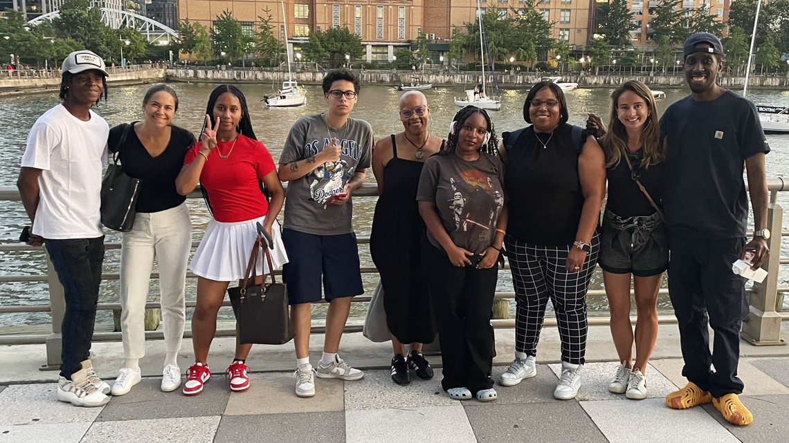GOSO mentorship mini golf group shot